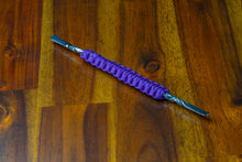 Load image into Gallery viewer, Double Tip Paracord Wrapped Dabber
