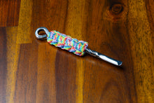 Load image into Gallery viewer, Pocket Sized Paracord Wrapped Dabber
